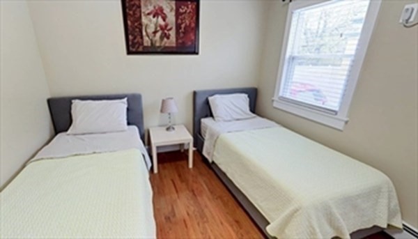 338 Western Ave, Riverside