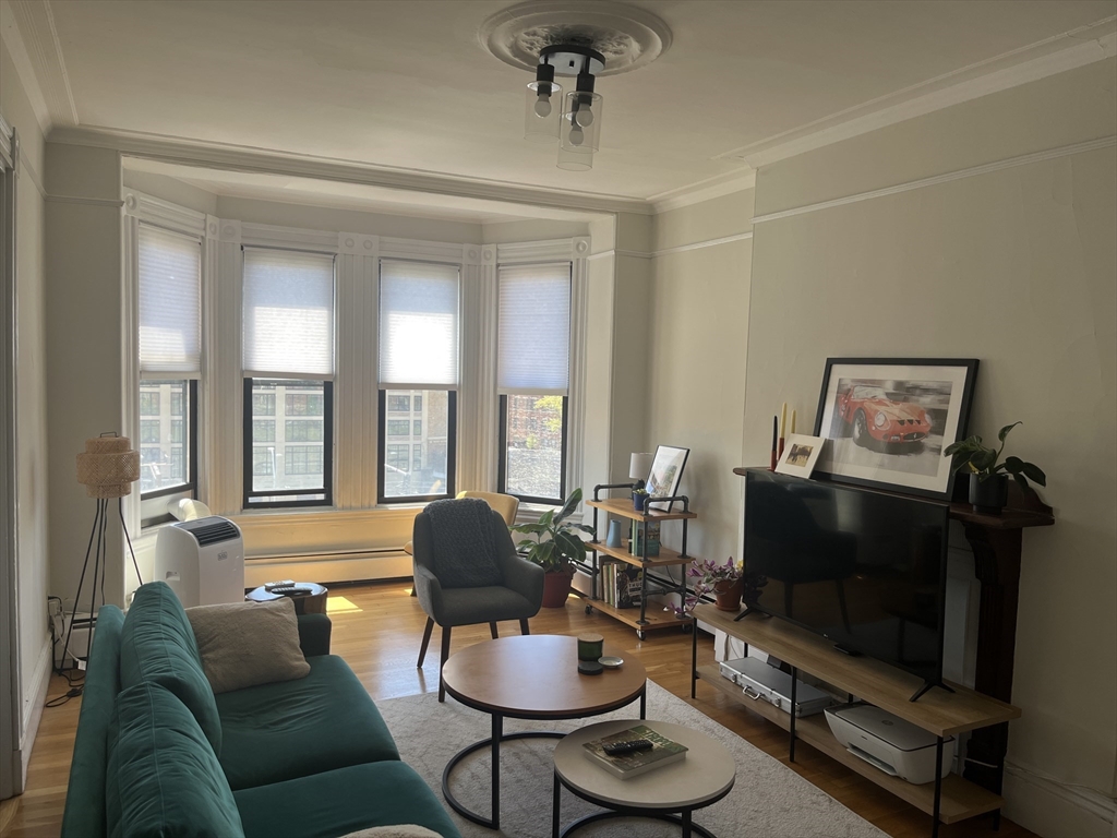 19 Cortes St, Back Bay