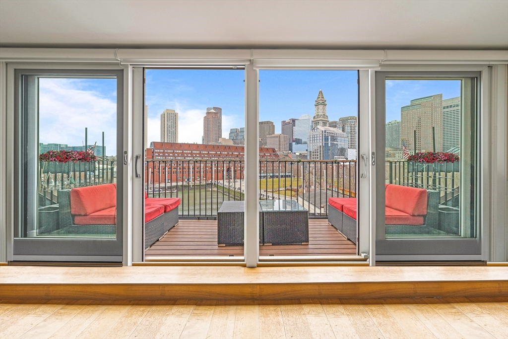 39 Commercial Wharf, Waterfront