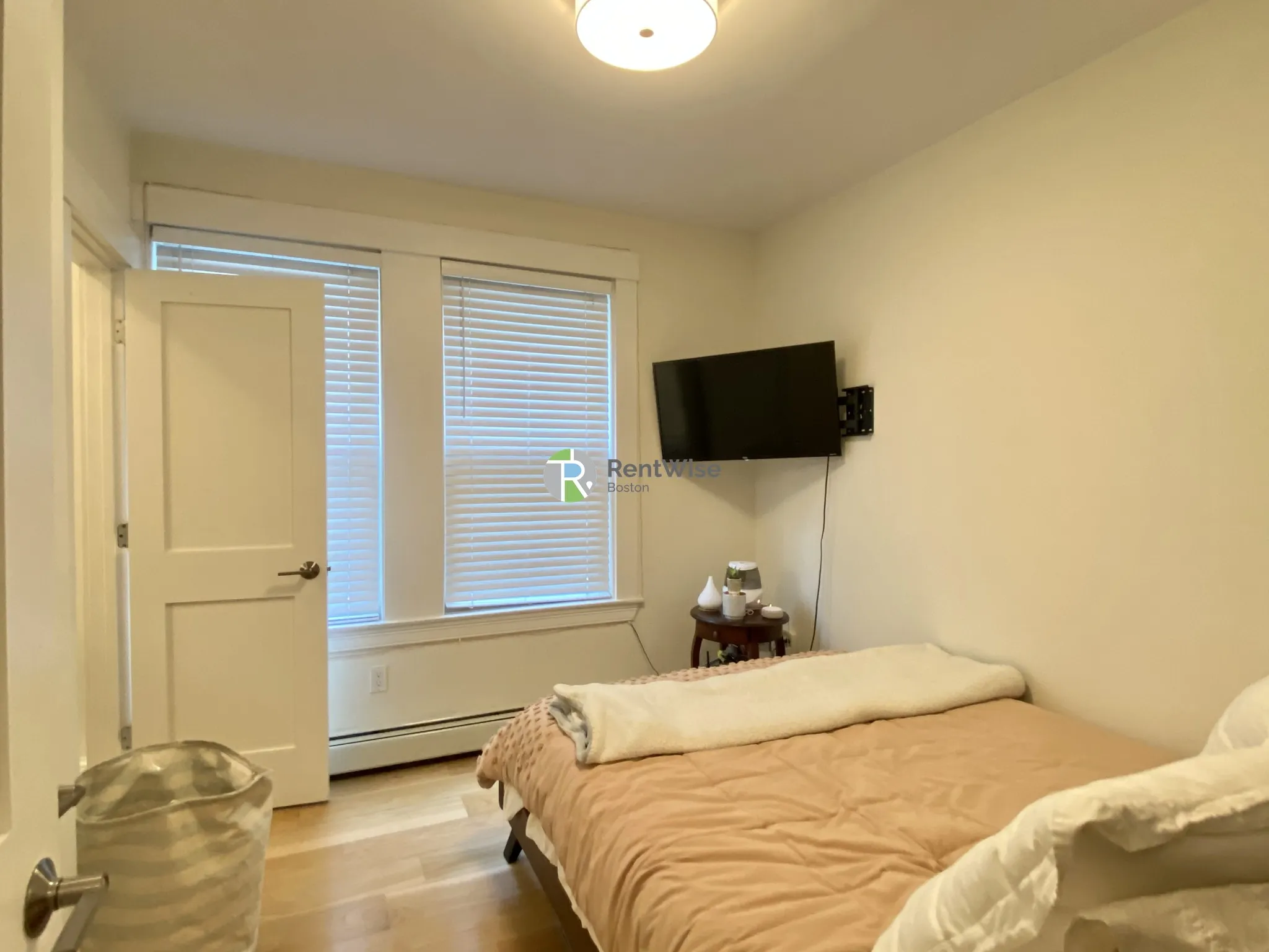 319 Columbia St, Wellington-Harrington