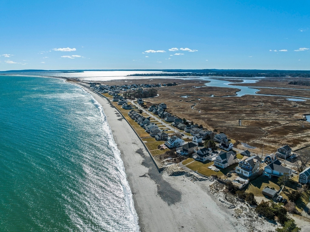 61 Gurnet Rd, Duxbury