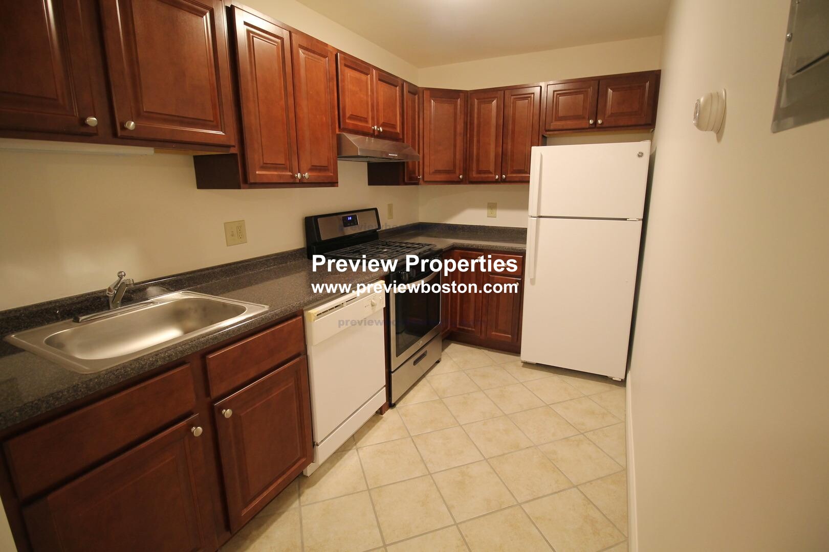 140 Kenrick Rd, Brighton