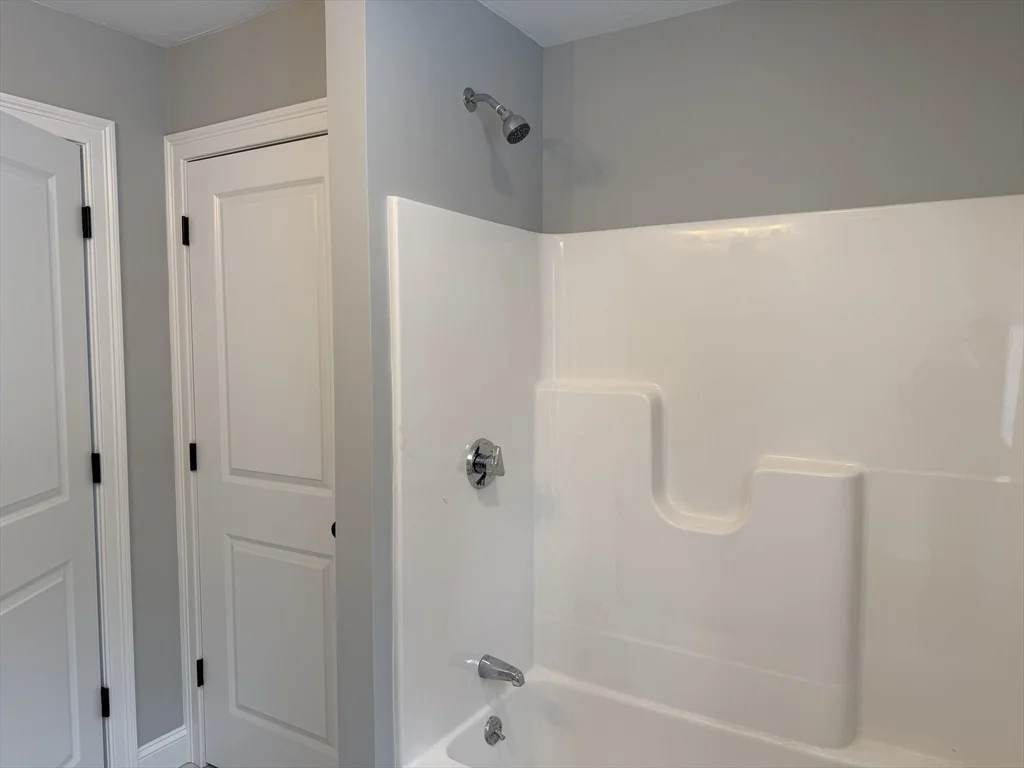 15 Kashmir's Way, Middleboro