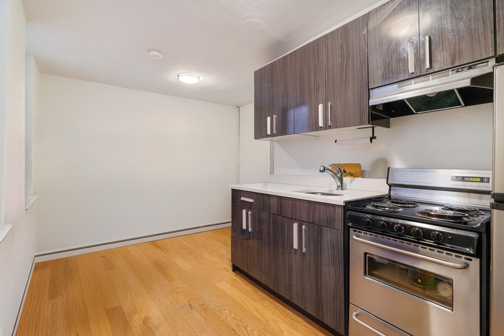 5 N Margin St, North End