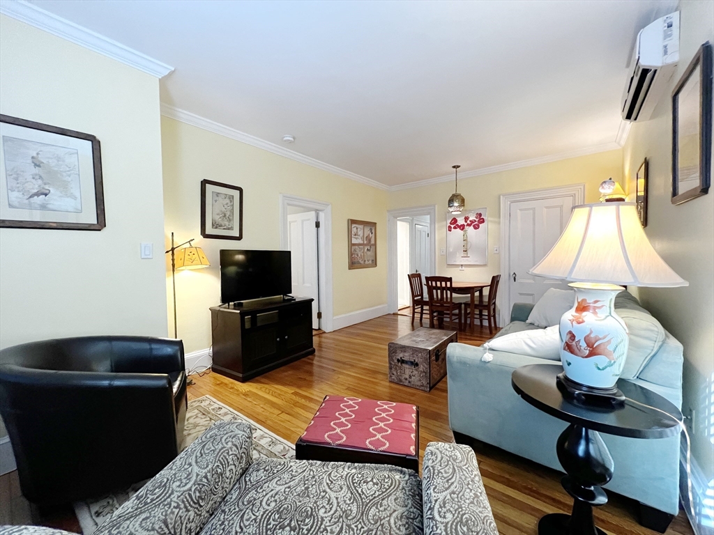 86 Commonwealth Ave, Back Bay