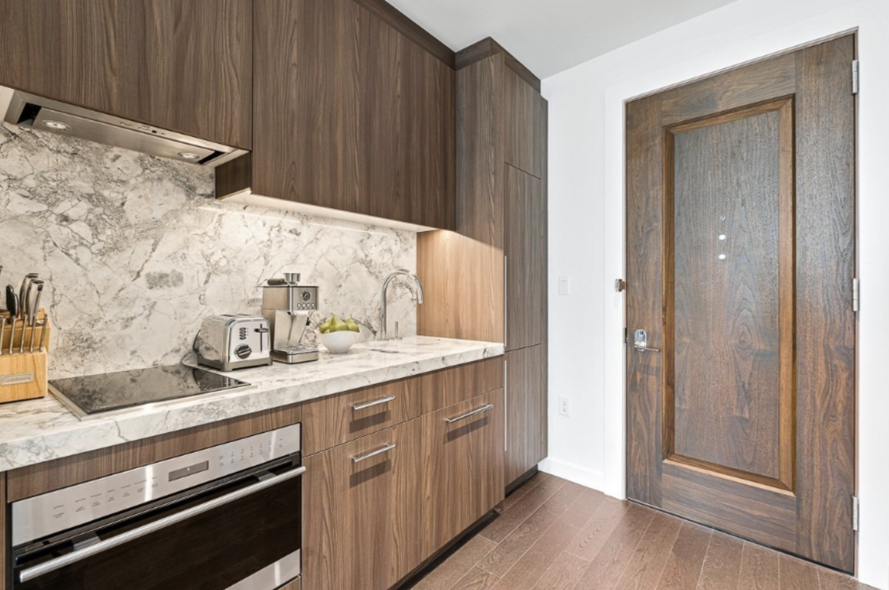 430 Stuart St, Back Bay