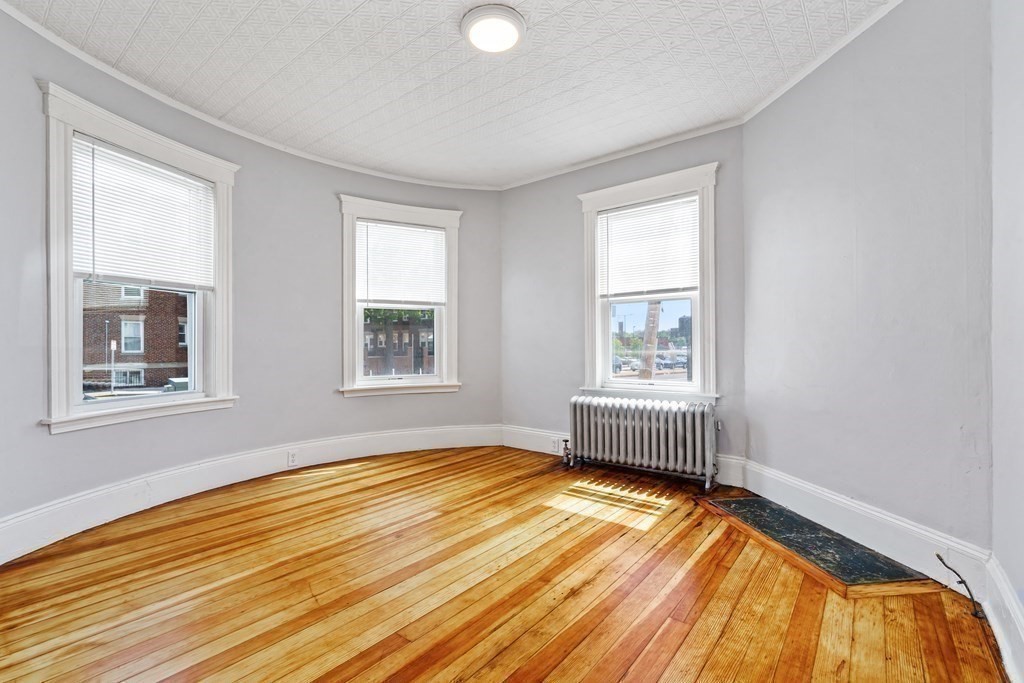 853 Cummins, Mattapan