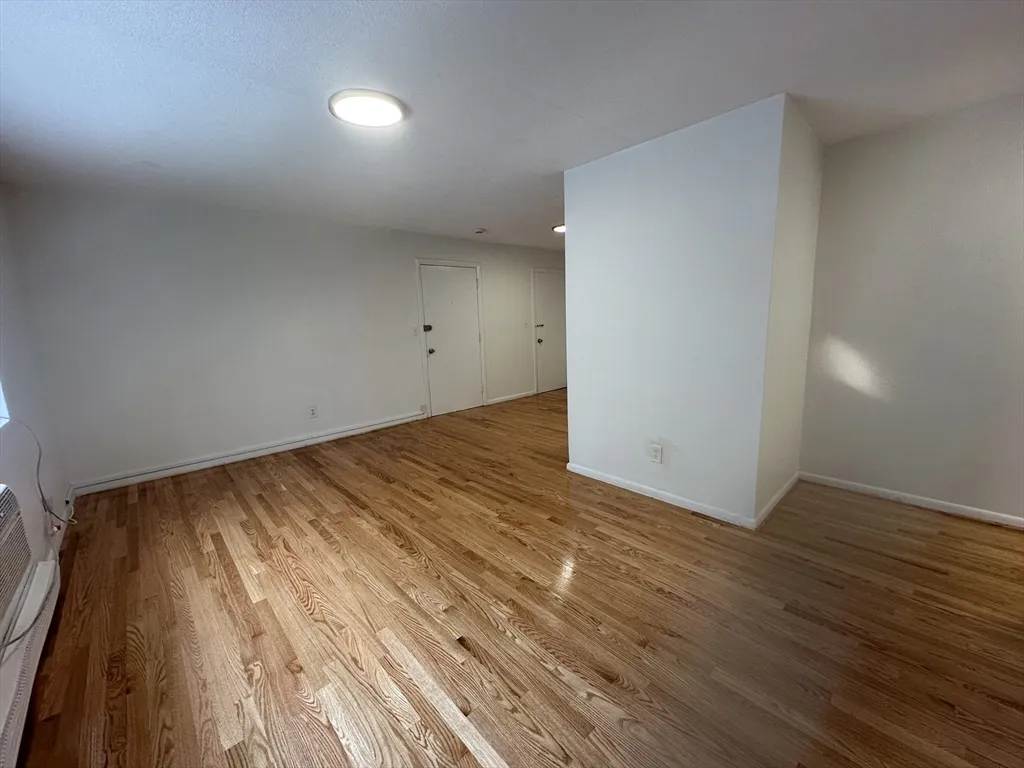 10 Scottfield Rd, Allston