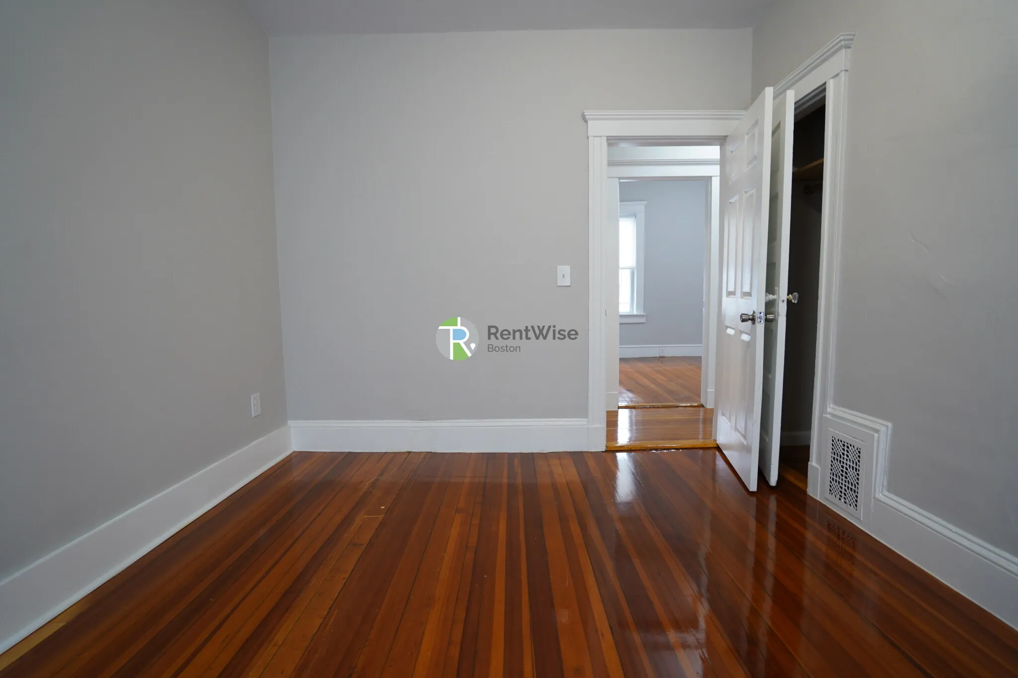 19 Roseclair St, Dorchester