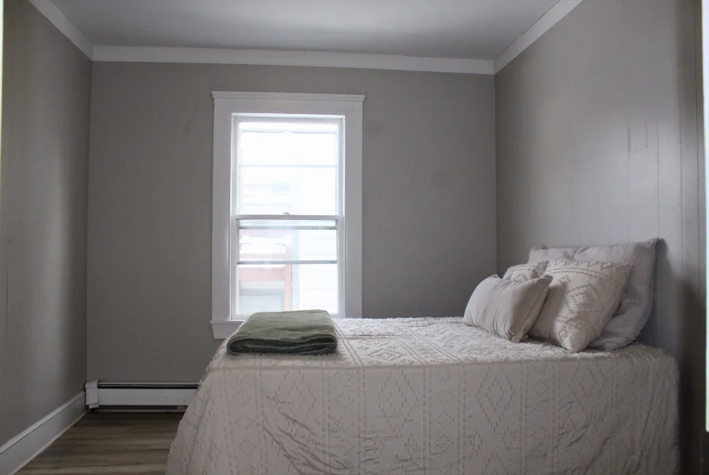 4 Northend St, Peabody