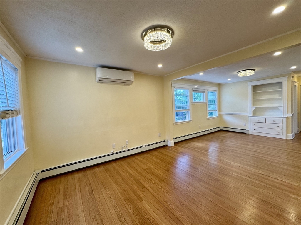 238 Washington, Winchester