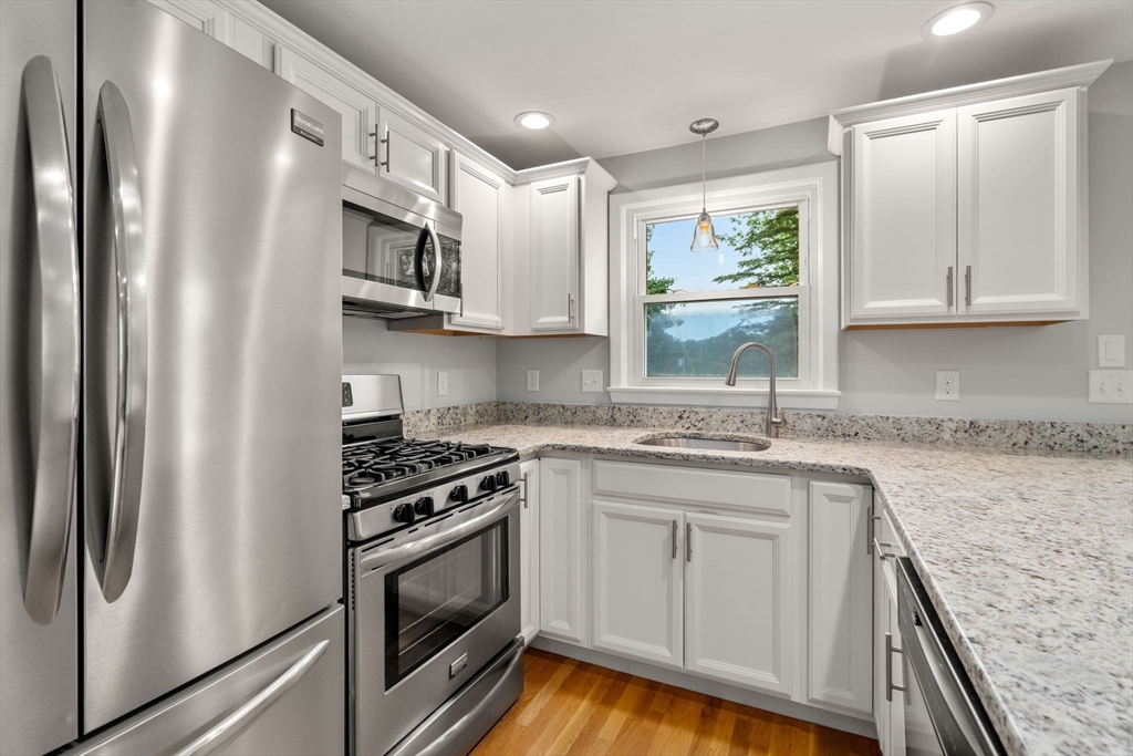 69 Summit Ave, Marlborough