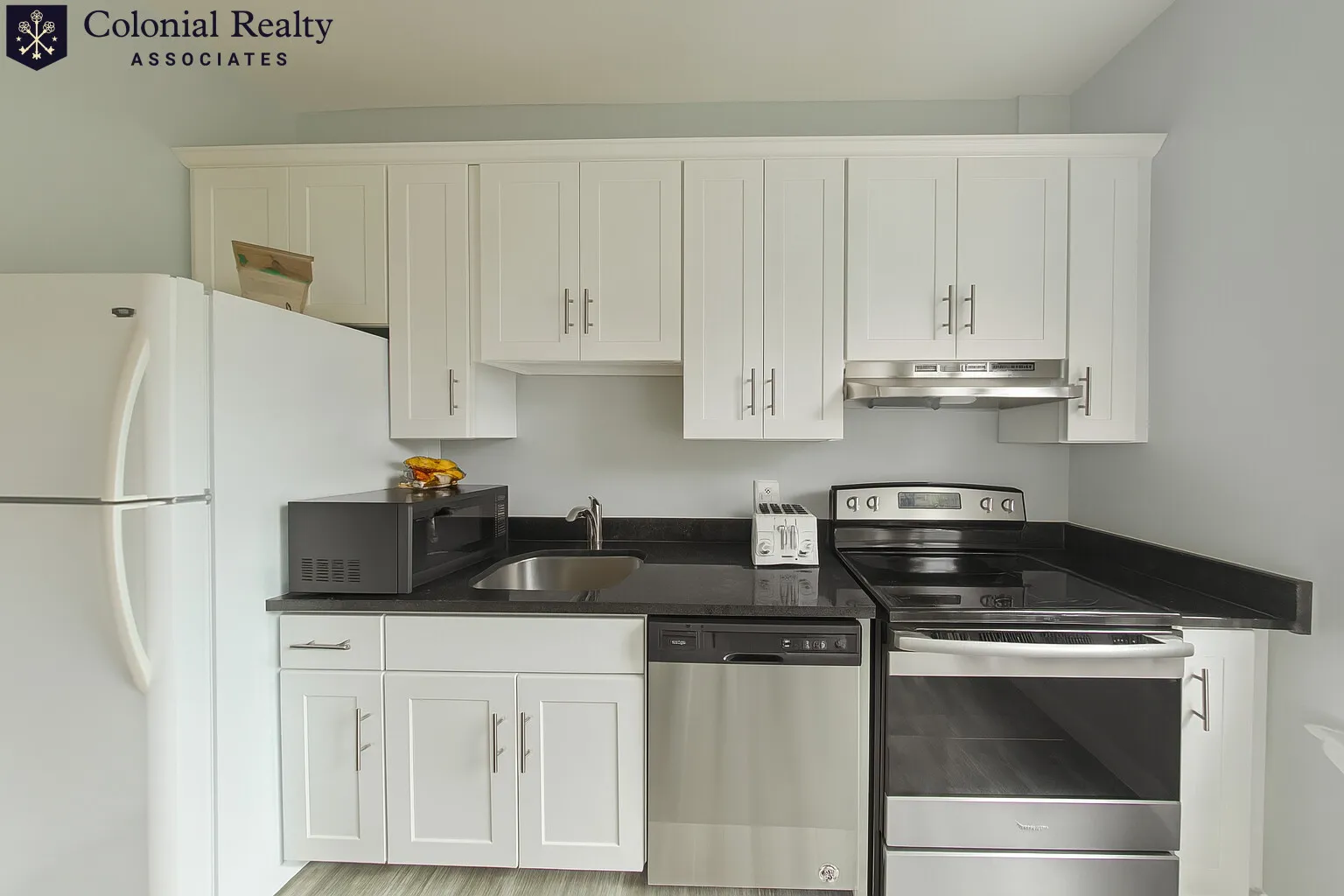 1715 Beacon St, Aspinwall Hill