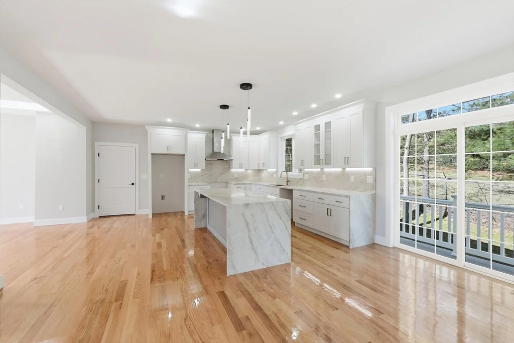 6 Barrows Rd, Worcester