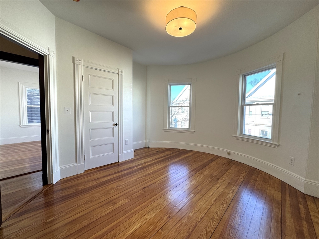 11 East Milton Rd, Brookline