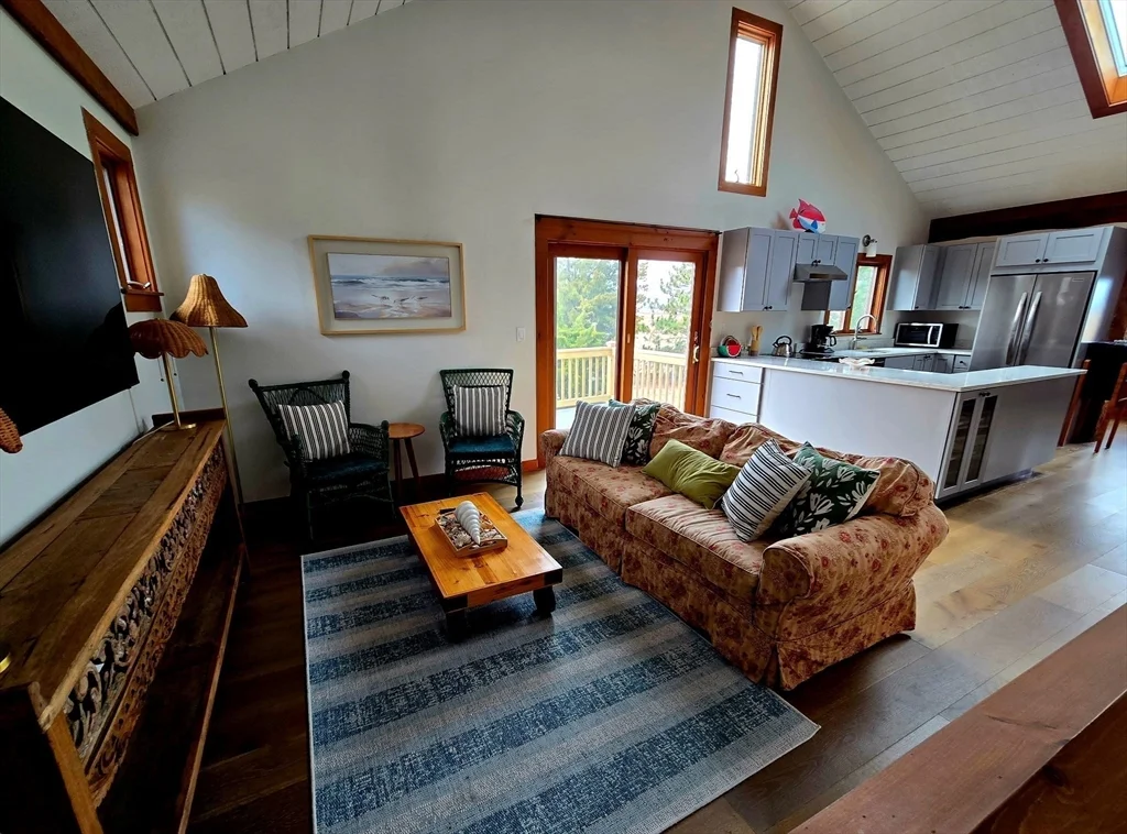 11 Sunset Dr, Plum Island