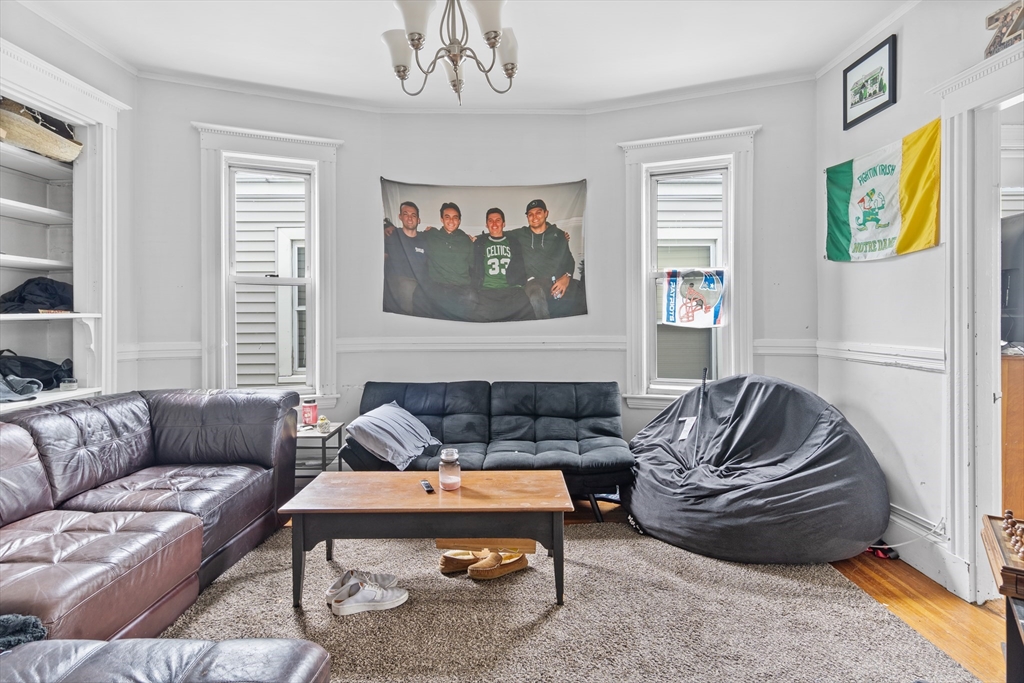 225 L St, South Boston