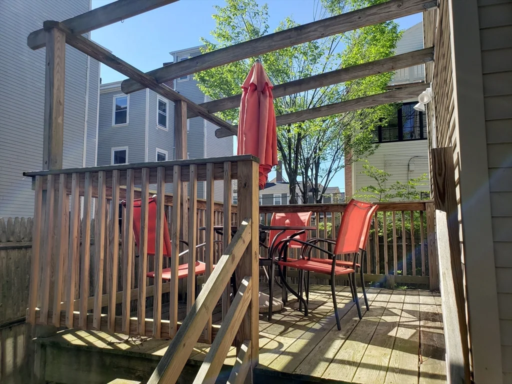 6 Speridakis Ter, Cambridgeport