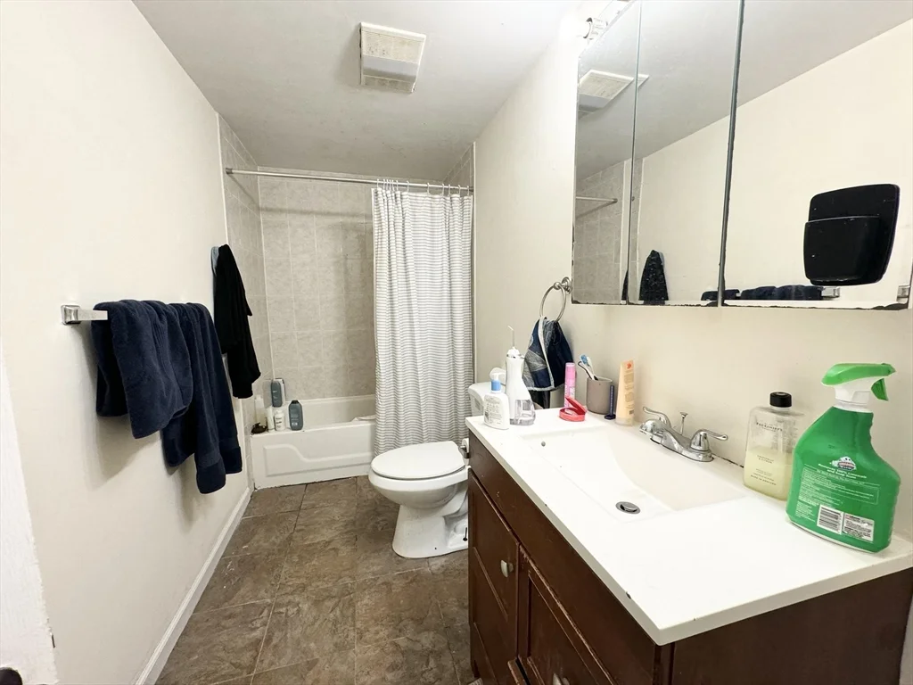 73 Gainsborough, Fenway