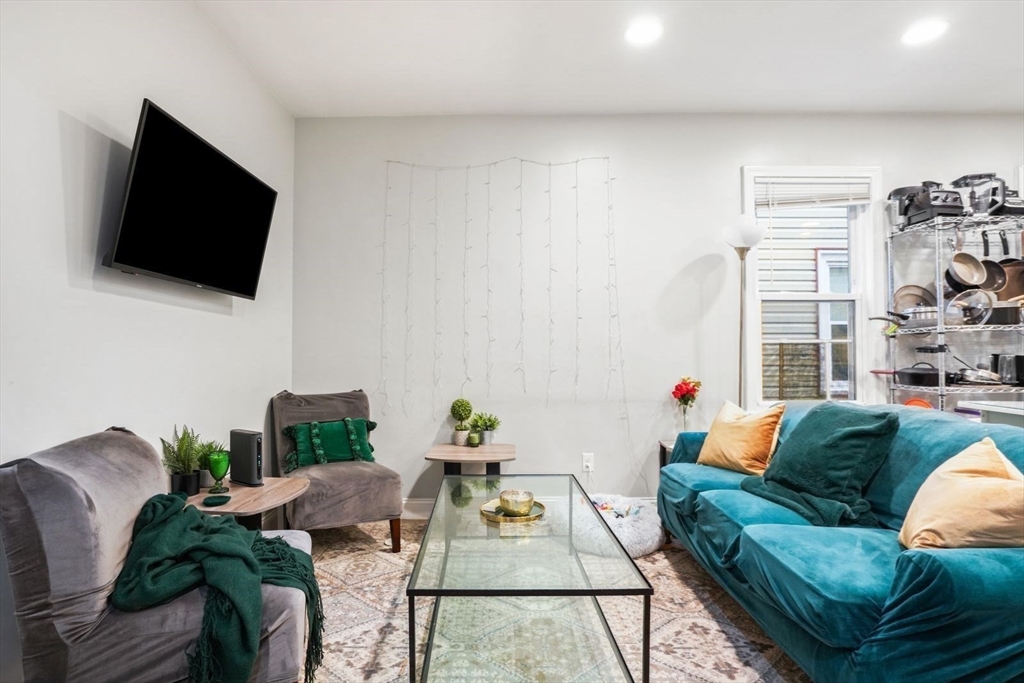 17 Howes St, Dorchester