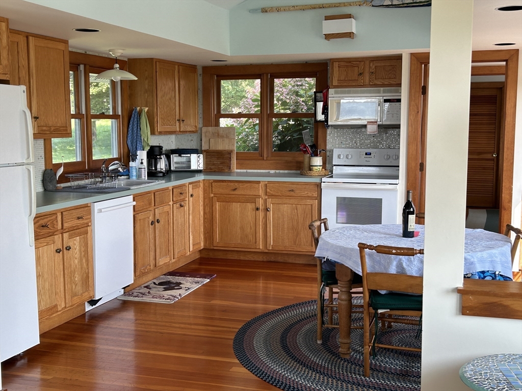 199-C Fisherville Ln, South Westport