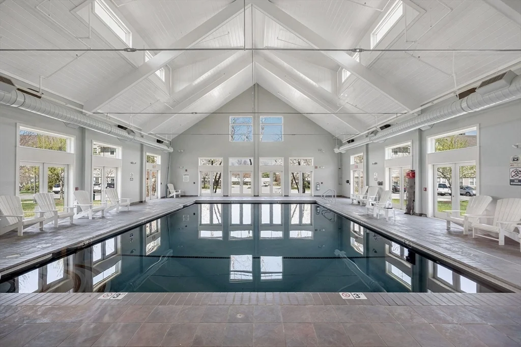 3 Harvest Dr, North Andover