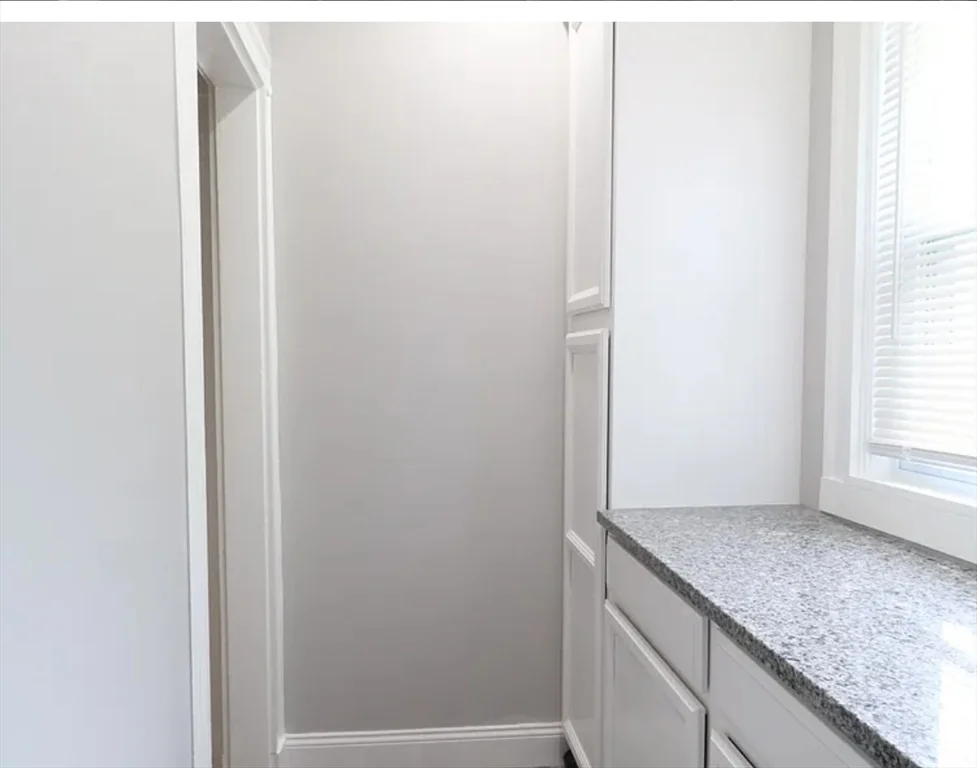 67 Tonawanda St, Dorchester