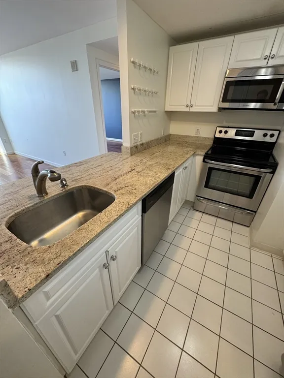 10 Museum Way, East Cambridge