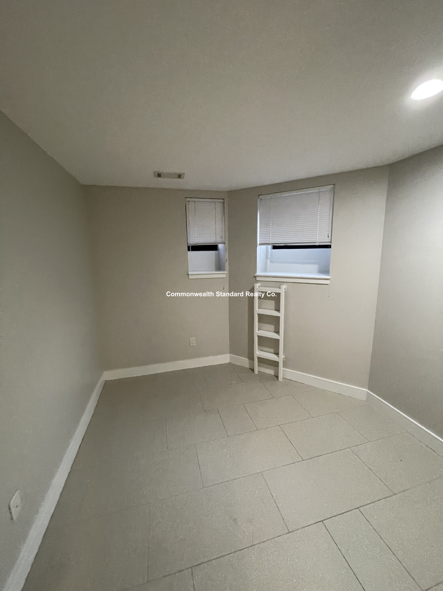 557 Columbus Ave, South End