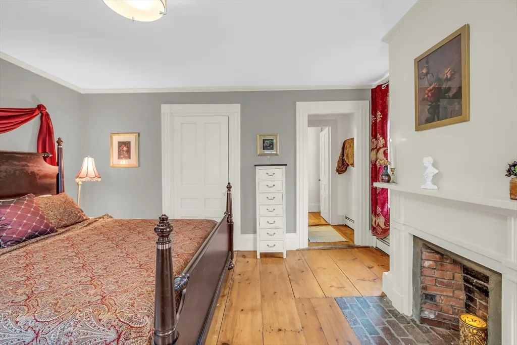 205c Main St, Groton