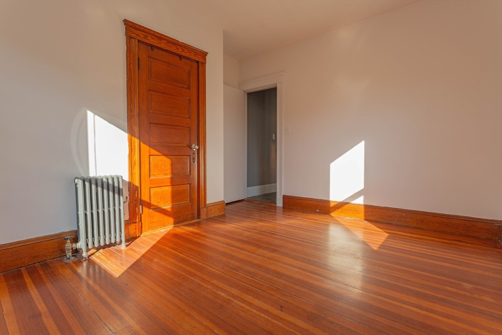 565-567 Riverside Ave, Medford