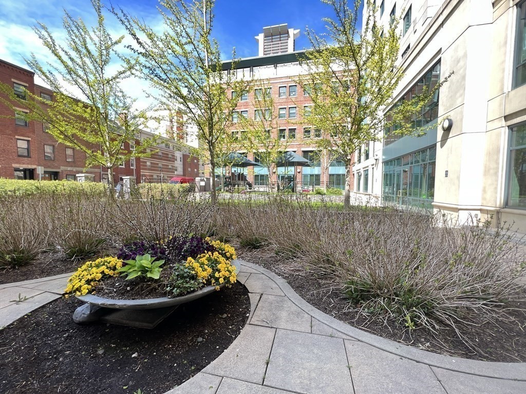 1 Nassau St, Chinatown