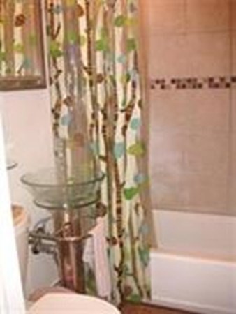 311 Tappan St, Beaconsfield