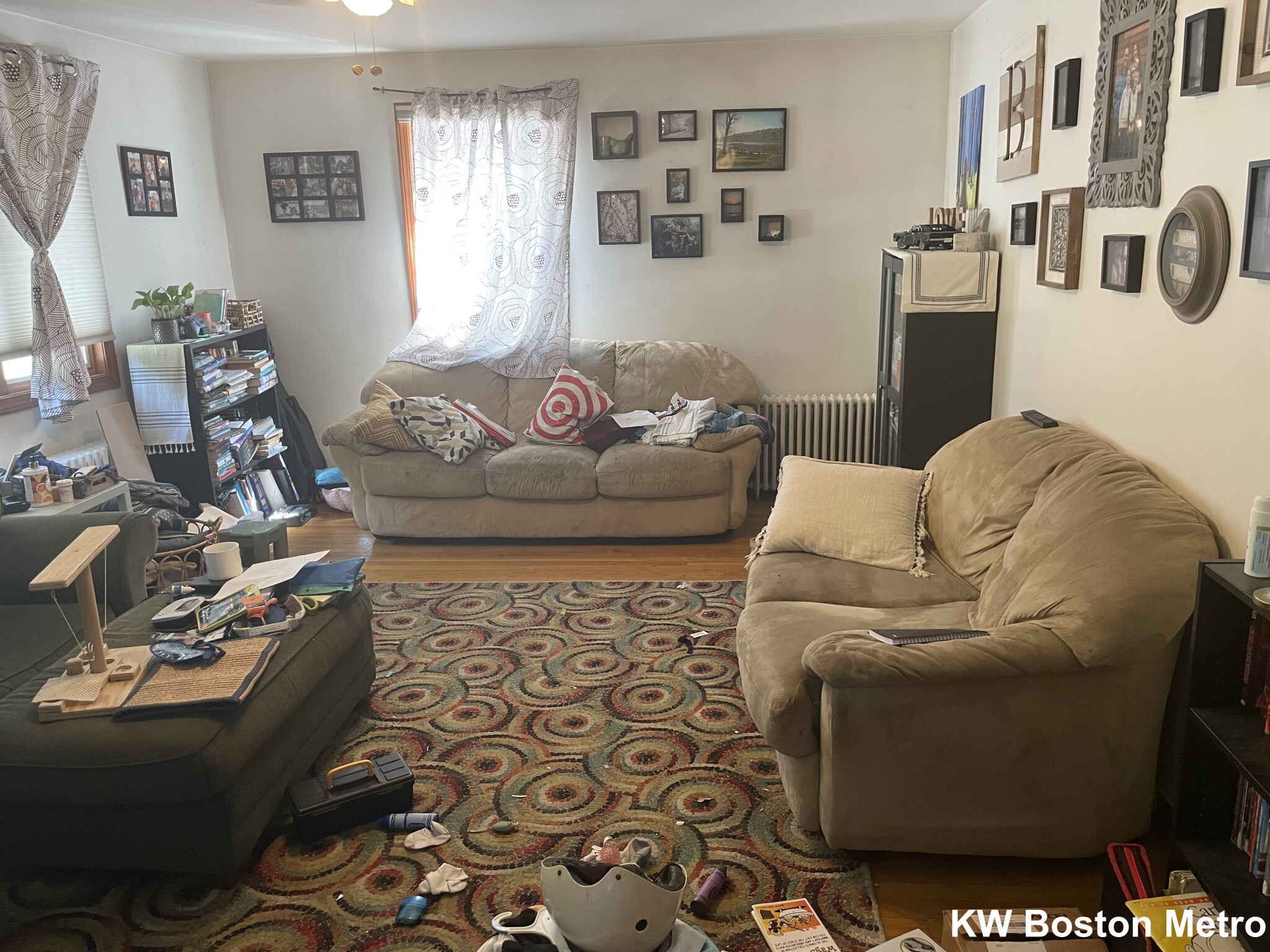 16 Hanson Rd, Saugus