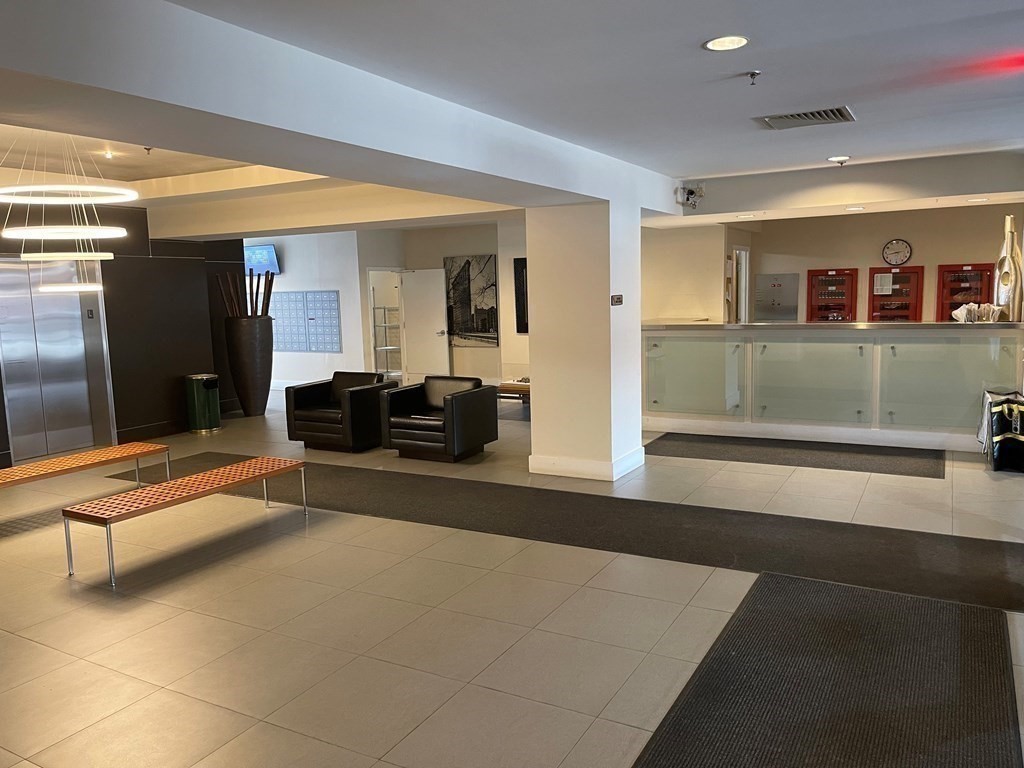 2 bed, 1.5 bath apartment for rent at 15 North Beacon St Unit 802B, Allston — photo 11 of 14
