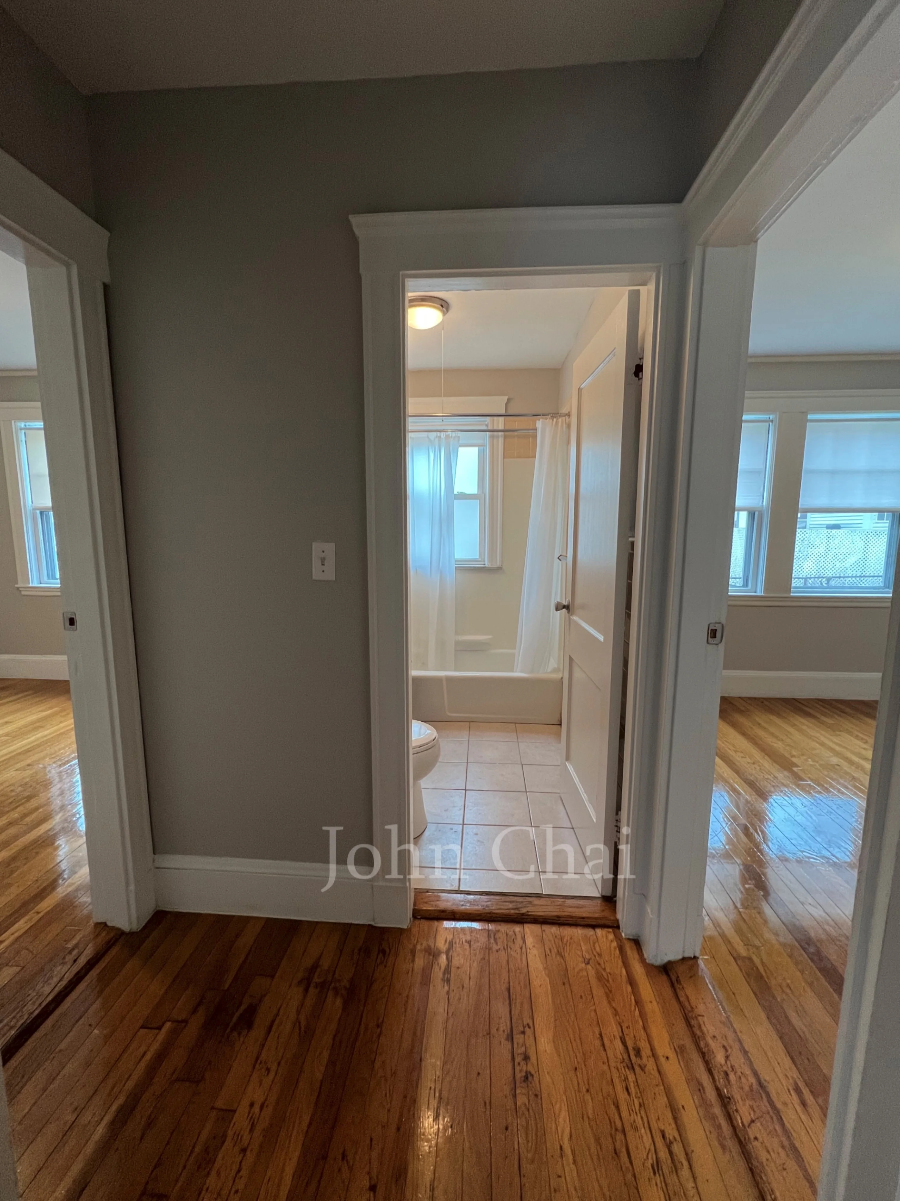 136 Arlington St, Oak Square