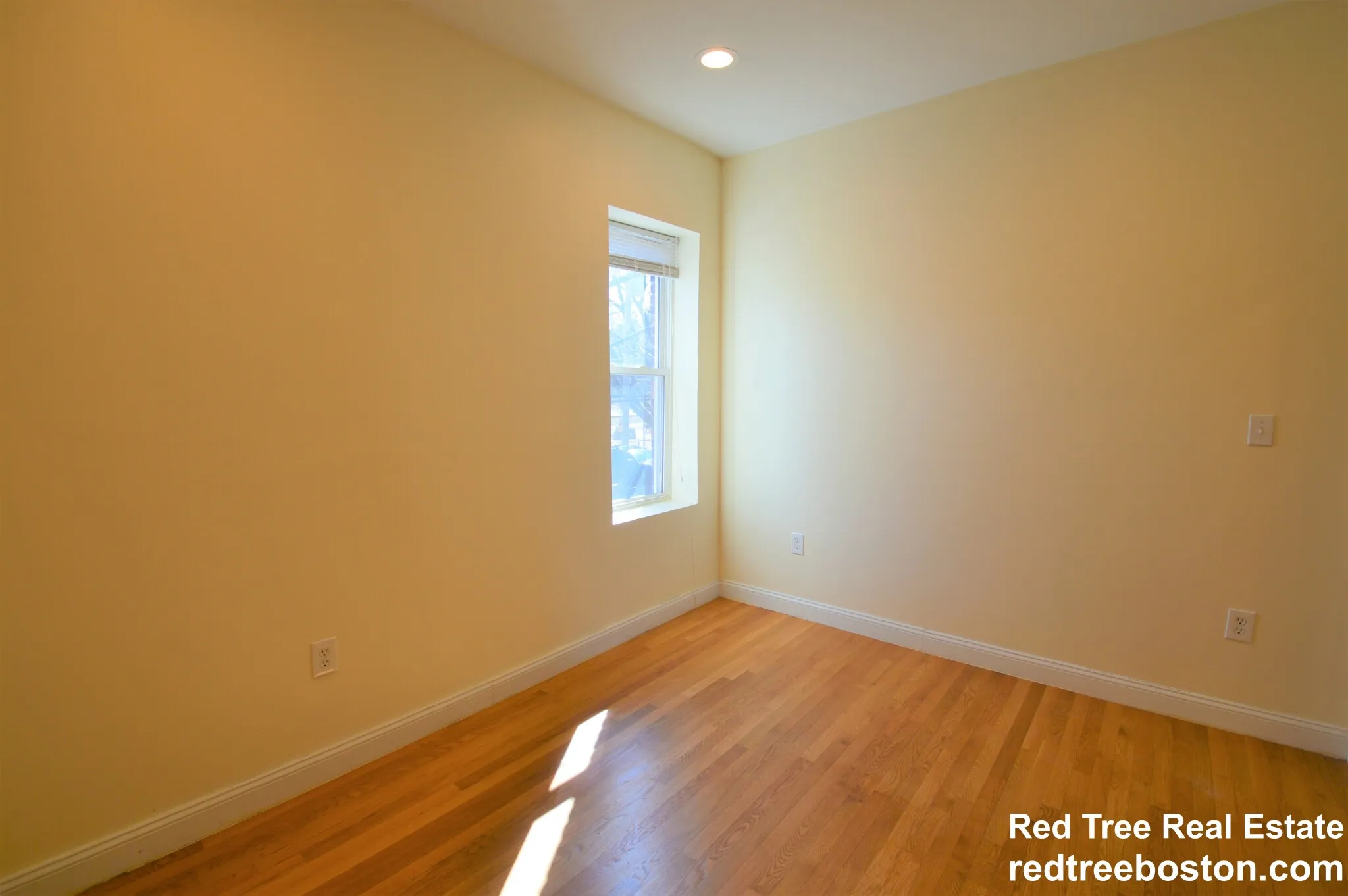 1801 Beacon St, Brookline