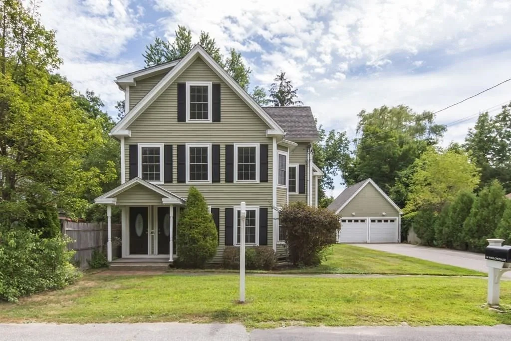 36 Willowdale Rd, Groton