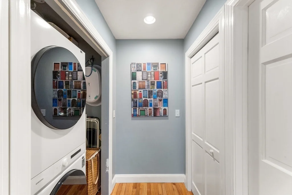 890 Winthrop Ave, Beachmont