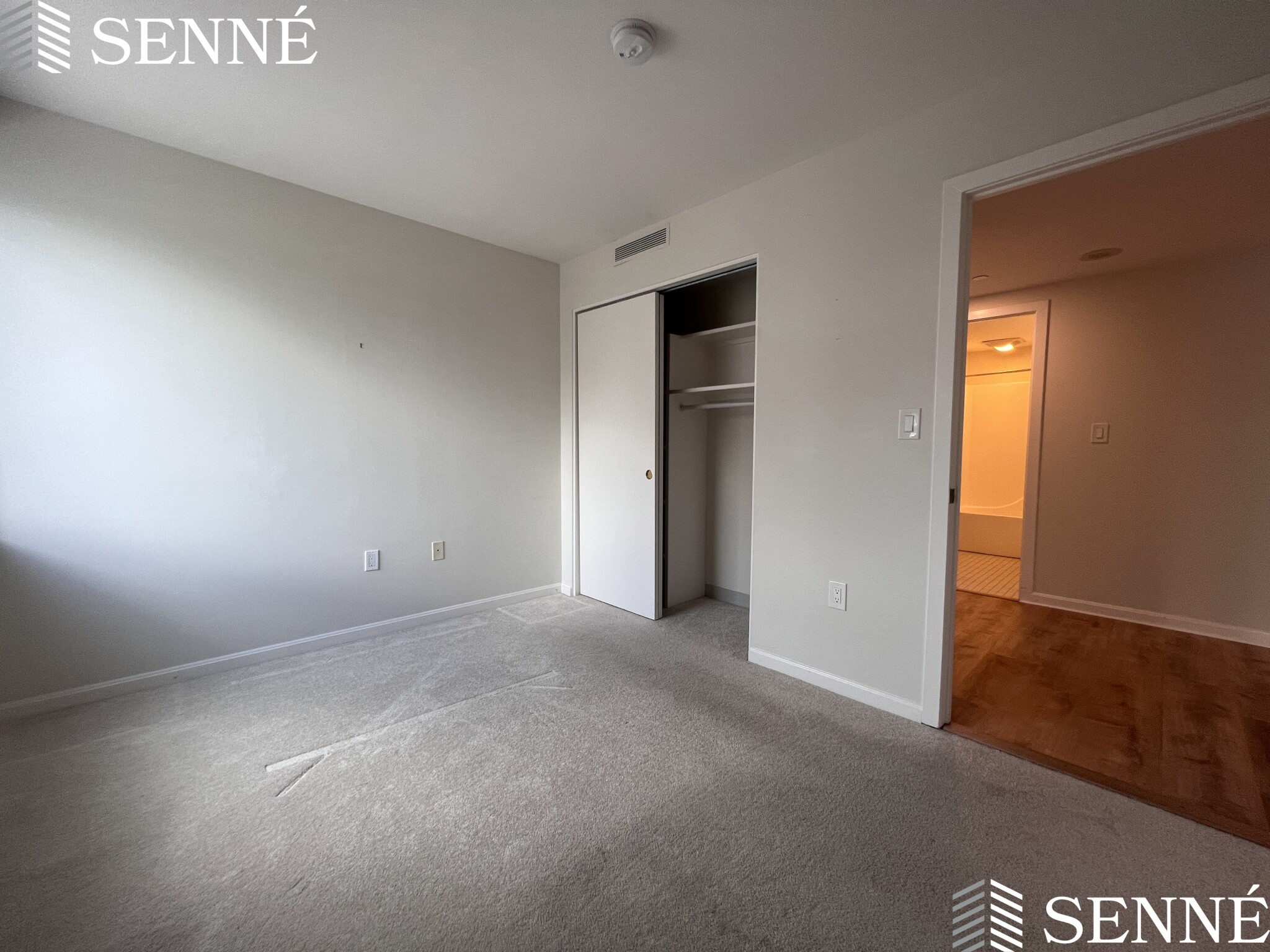 1008 Massachusetts Ave, Riverside