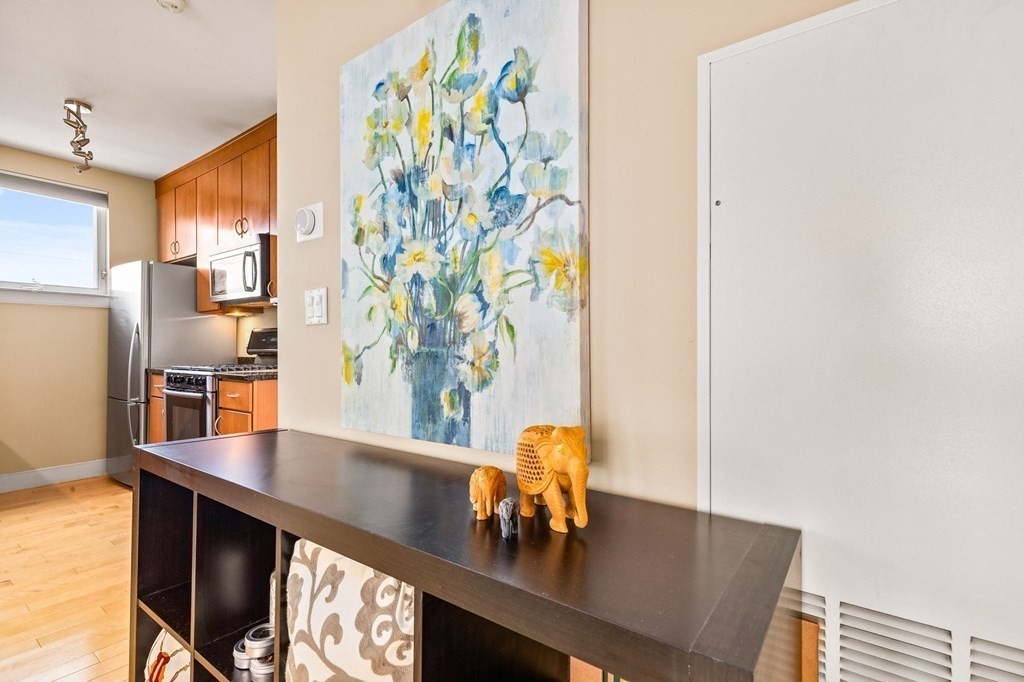 1 bed, 1 bath apartment for rent at 29 Wheeler St Unit 212, North Cambridge — photo 3 of 10
