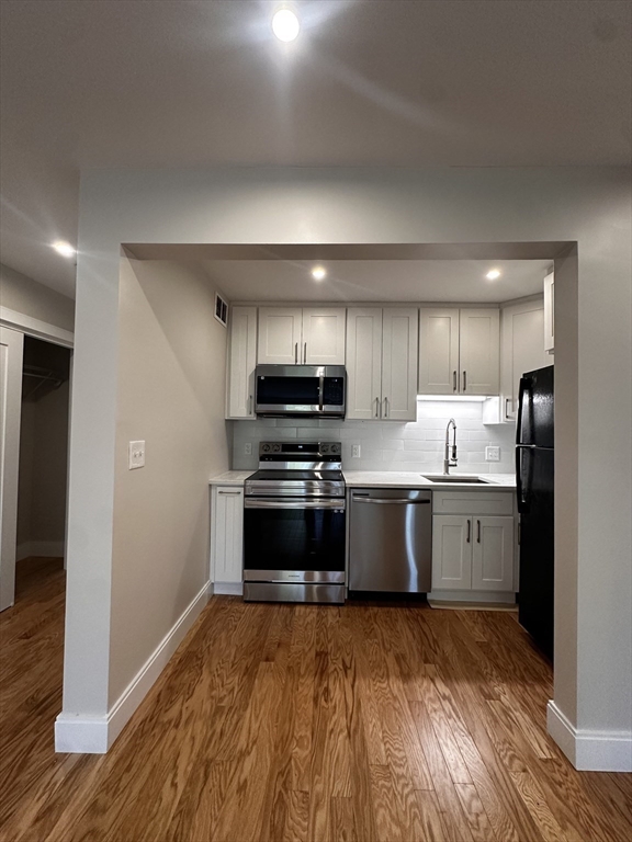 14 Concord Ave, Cambridge