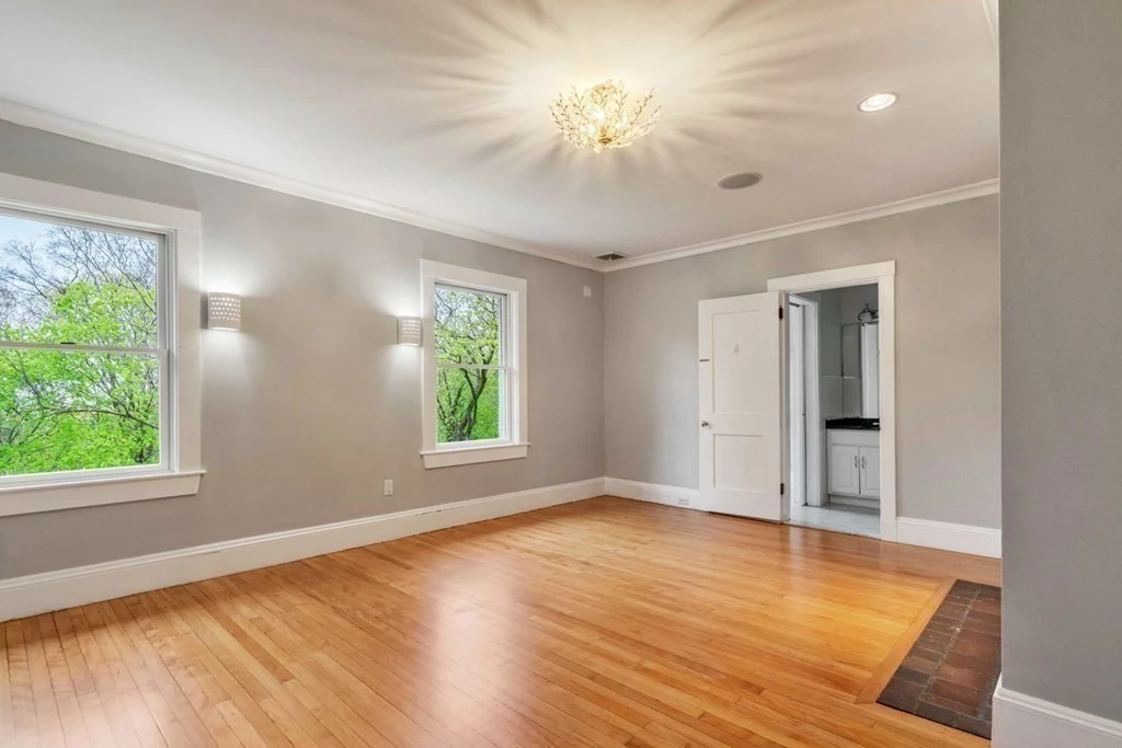 12 Summit Rd, Lexington