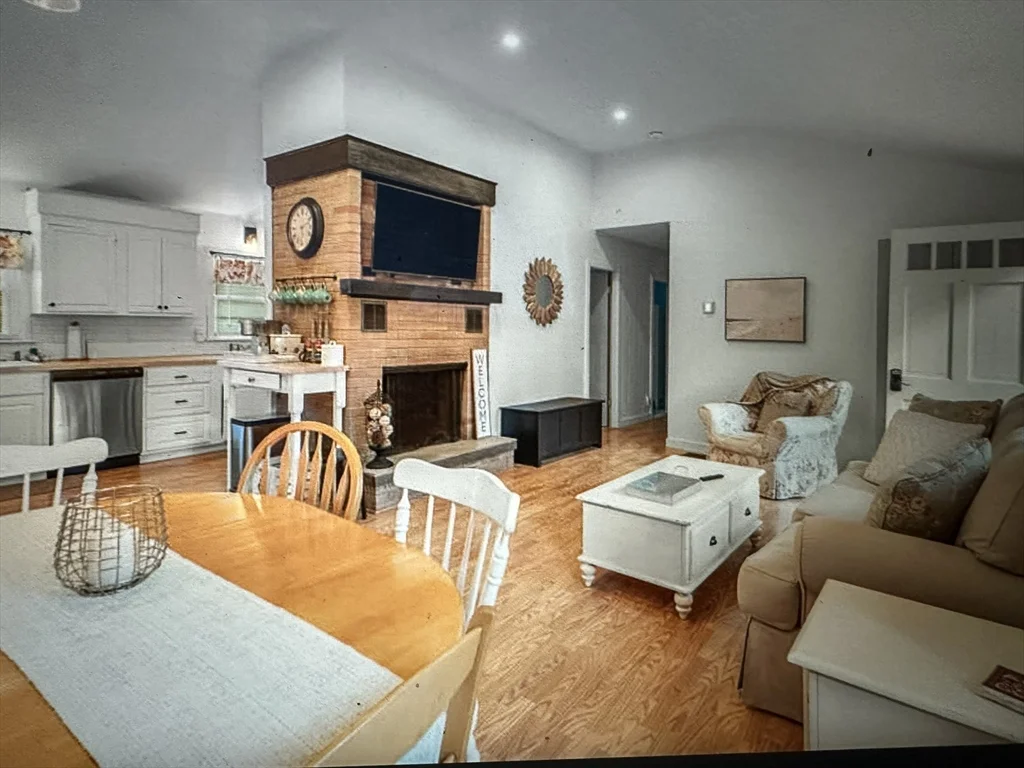 47 Cappawack, Mashpee