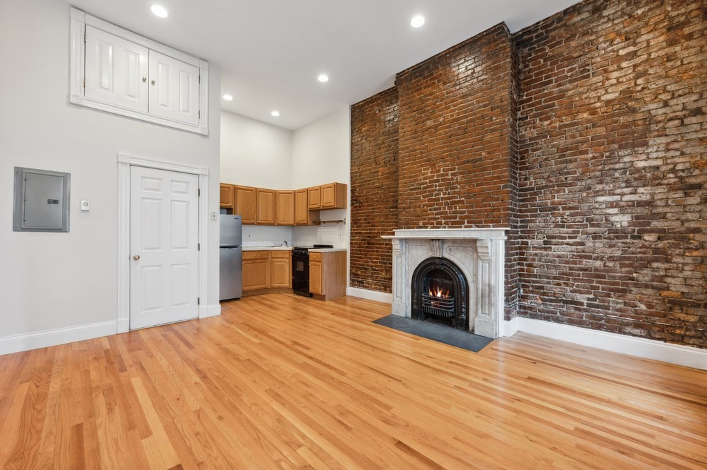 672 Tremont St, South End