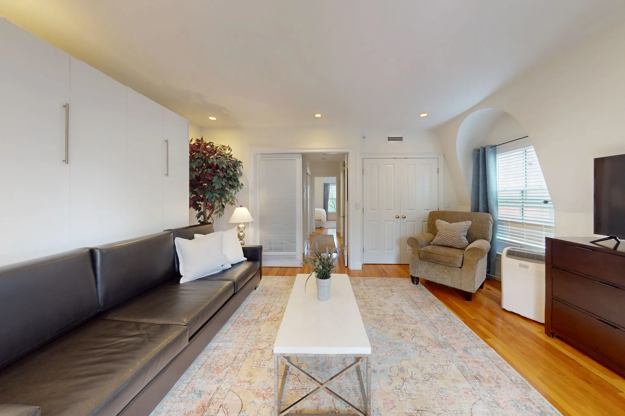 2 Harvard St, Brookline Village