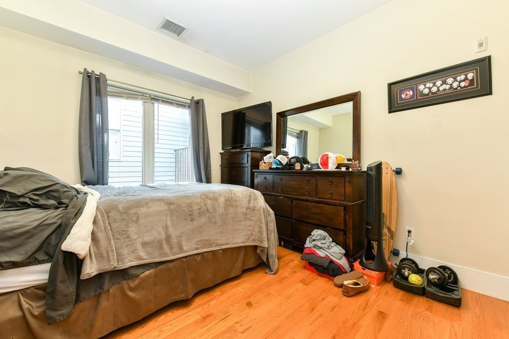 200 Silver St, South Boston