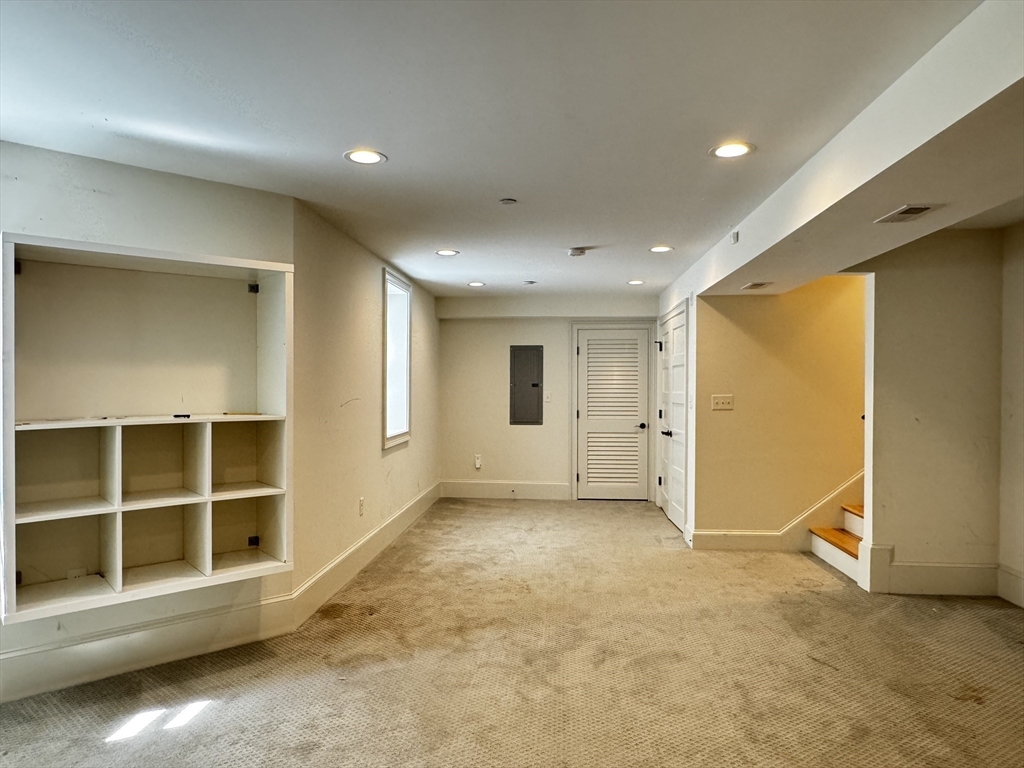 44 Evergreen St, Jamaica Plain