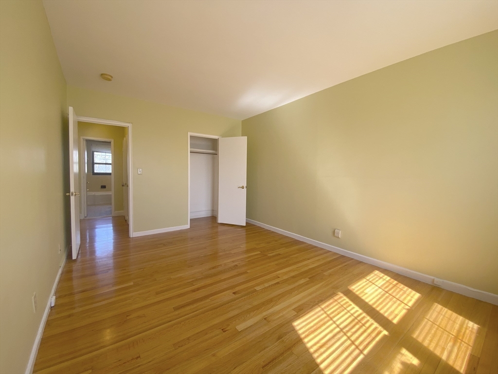 55 Harvard Ave, Harvard Avenue