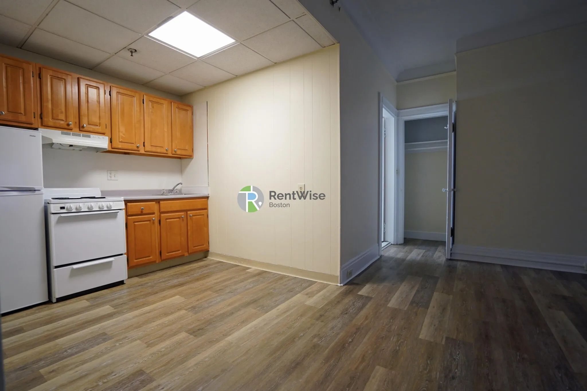 62 Boylston St, Downtown